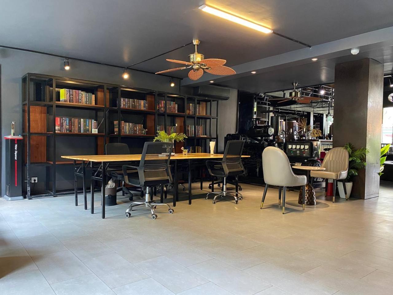 Check Inn Phnom Penh Bkk1 Εξωτερικό φωτογραφία