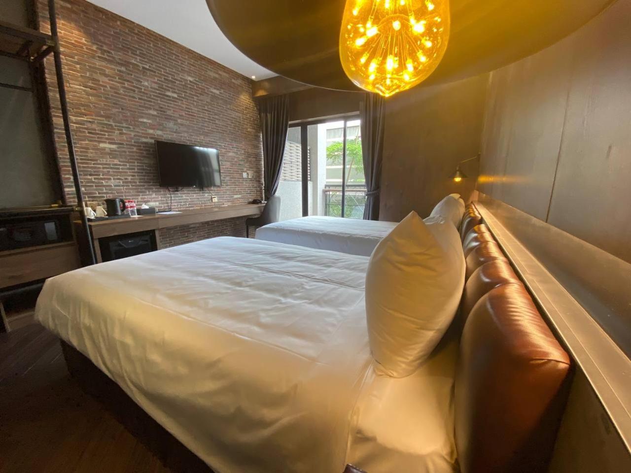 Check Inn Phnom Penh Bkk1 Εξωτερικό φωτογραφία