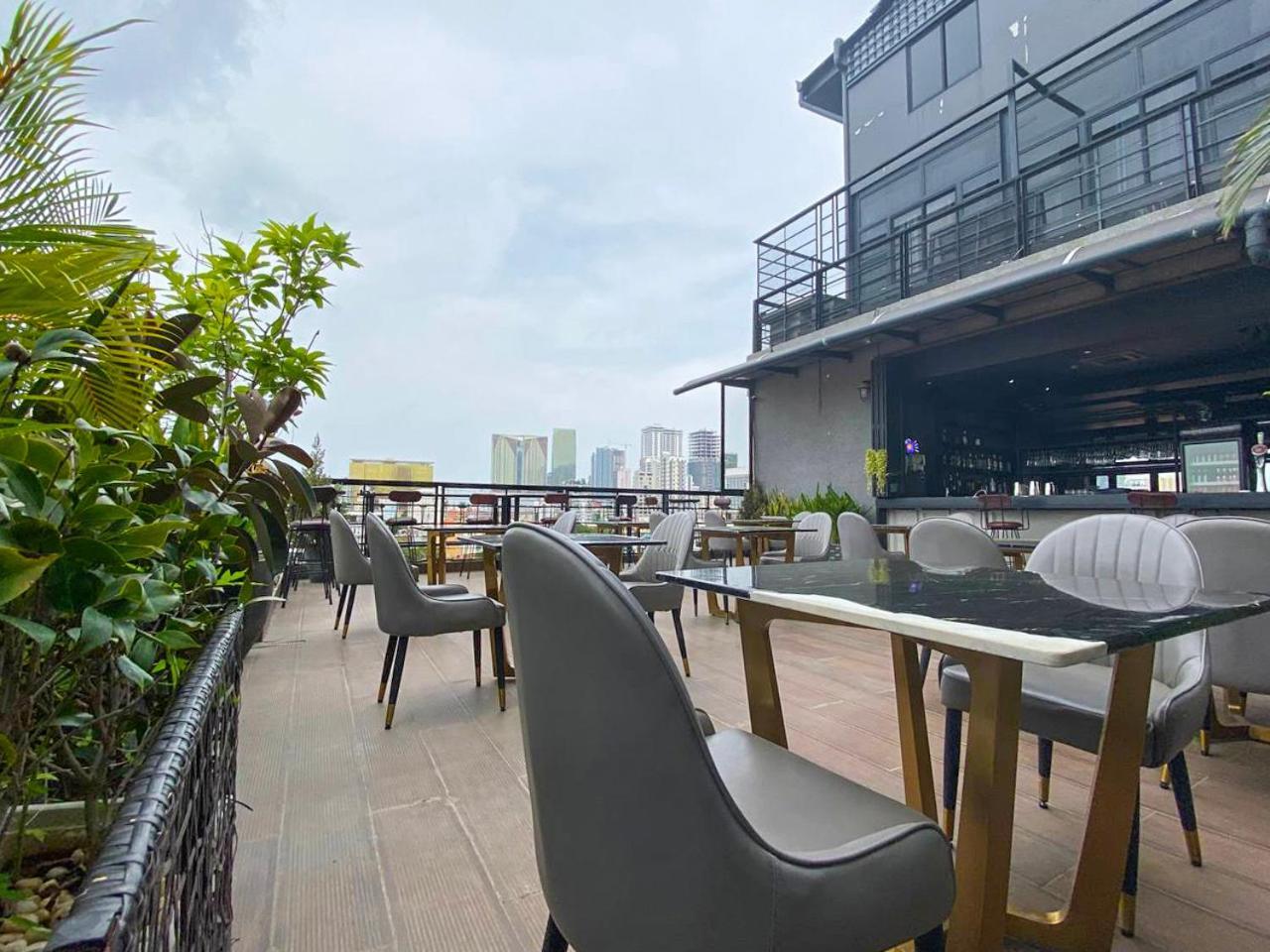 Check Inn Phnom Penh Bkk1 Εξωτερικό φωτογραφία