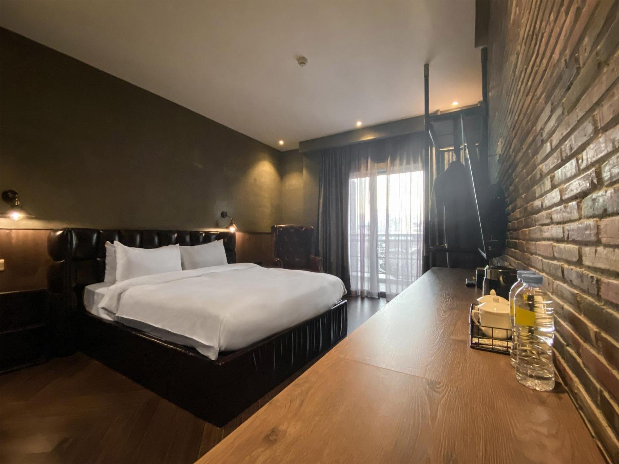 Check Inn Phnom Penh Bkk1 Εξωτερικό φωτογραφία