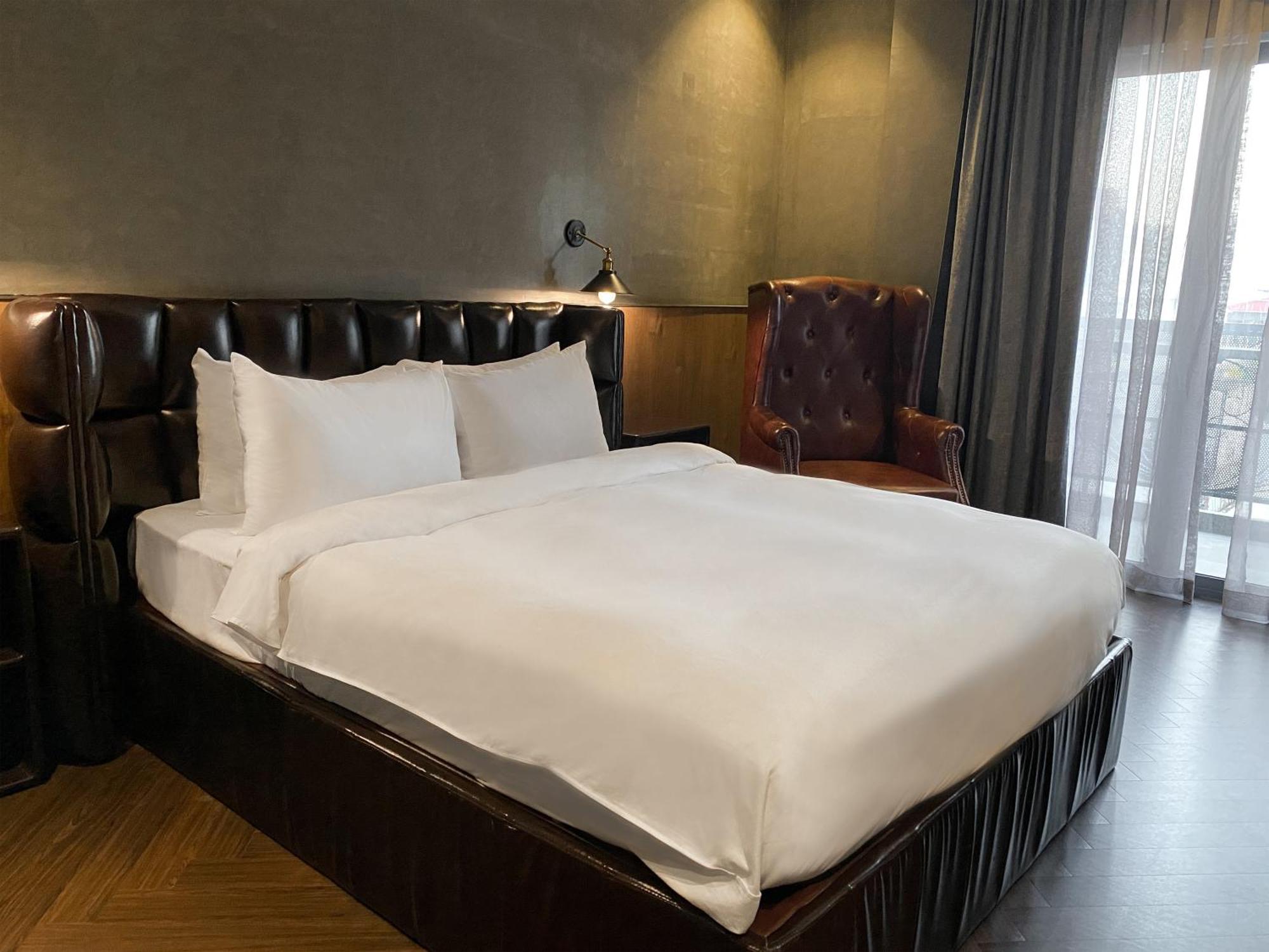 Check Inn Phnom Penh Bkk1 Εξωτερικό φωτογραφία