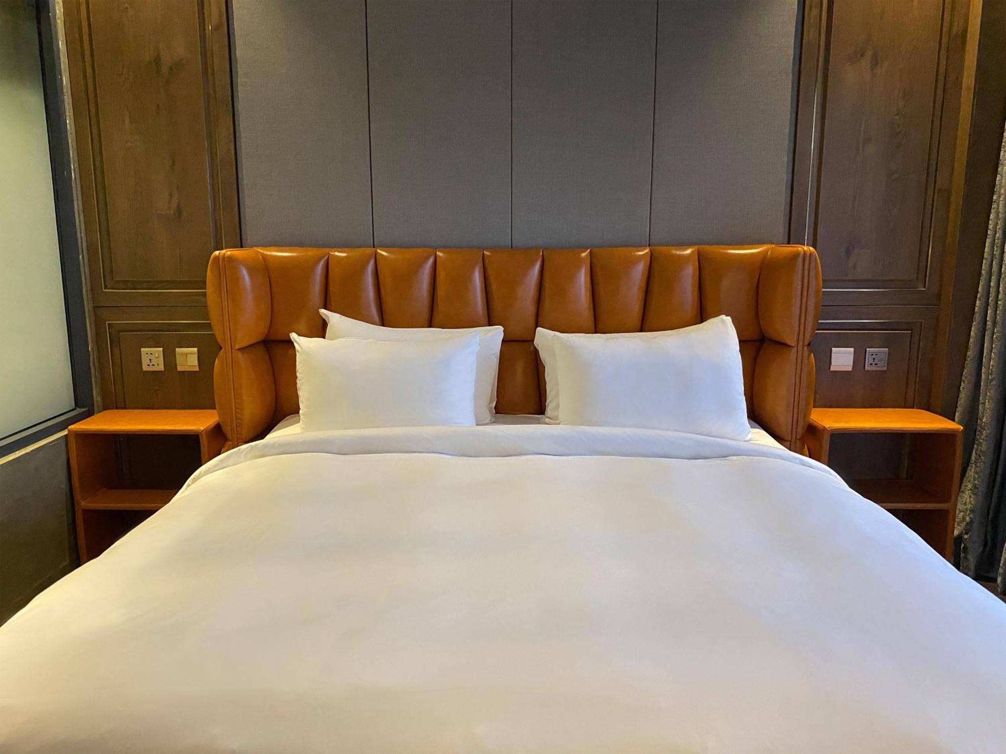 Check Inn Phnom Penh Bkk1 Εξωτερικό φωτογραφία